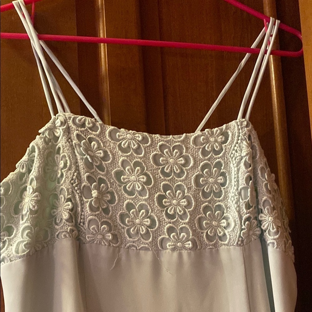 Vintage Mint Green Sleeveless Evening Gown with Lacey Floral Detail Summer Fall - Picture 2 of 9
